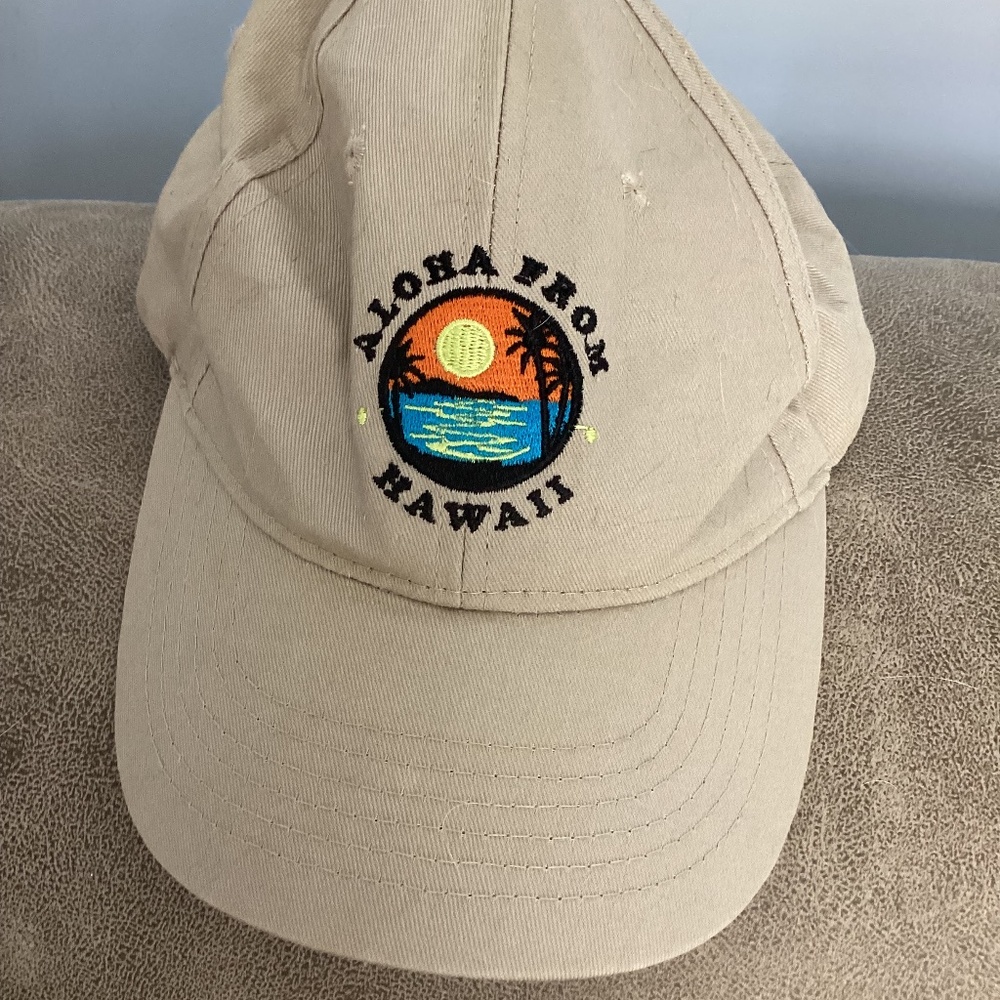 Hawaii baseball cap by surfware Hawaiian classics like new condition